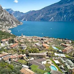foglaljon itt